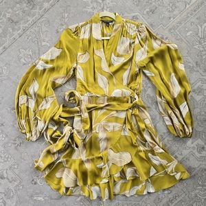 Banana Republic Ruffle Wrap Mini Dress. Yellow Floral, Size S